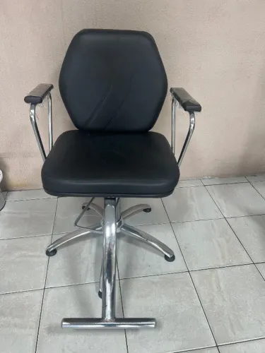 Cadeira de cabeleireiro hidráulica e reclinavel