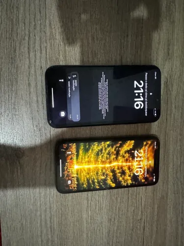 VENDO OU TROCO 2 IPHONES