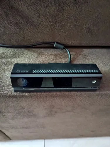 Kinect Xbox One (pouquíssimo uso)