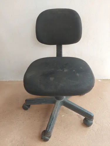 Cadeira de escritório de rodas