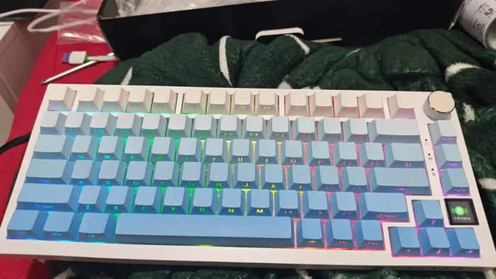 Teclado mecânico jazz ak820 pro com telinha 
