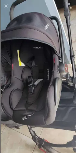 Carrinho bebê Kiddo Galaxy estilo Moisés + bebê conforto
