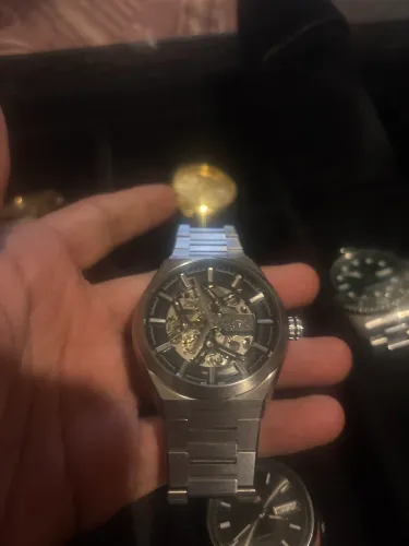 Orient Skeleton, calibre NH7