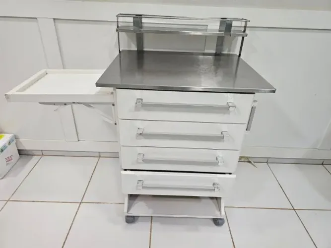 Armário Carrinho Curativo/Emergência em MDF e Inox