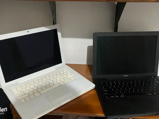 Vendo 2 macbook white e black