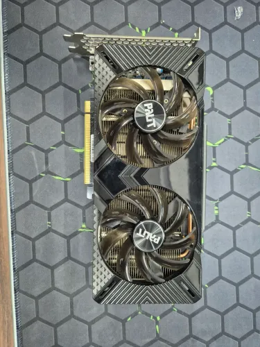 Placa de Vídeo Palit GeForce GTX 1660 - 6GB GDDR6 192 bits Gaming Pro Super