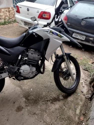 Vendo moto Honda XRE 300 ano 2018
