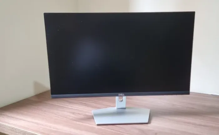 Monitor Dell Pro 24 Plus P2421Ht