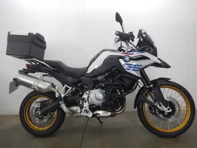 BMW F 850 GS - só 13.000 km - com acessórios !