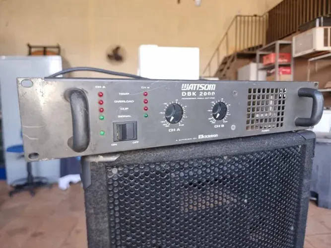 Potência amplificador Wattsom DBK 2000 500 watts rms funcionando 100%