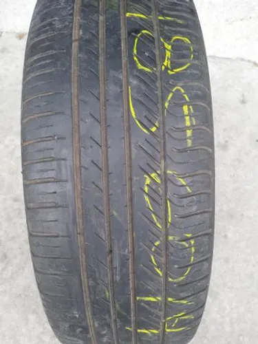 Pneu 185 60 14 Michelin GM Corsa semi novo