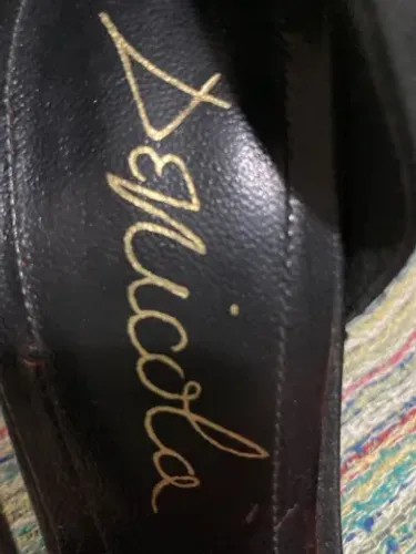 Vendo um sapato n 39 de cetim preto