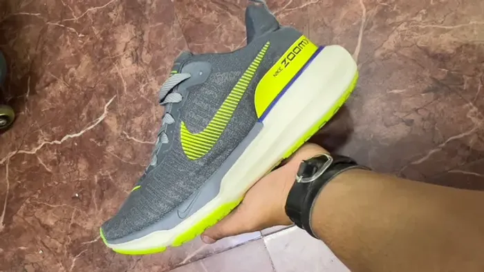 Tênis Nike Zoomx