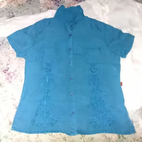 CAMISA DE BOTÃO Tam.G FEM.(FAFE). Ler descrição...