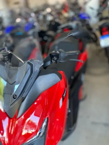 Yamaha NMax 160 2025  ( shalom veículos)