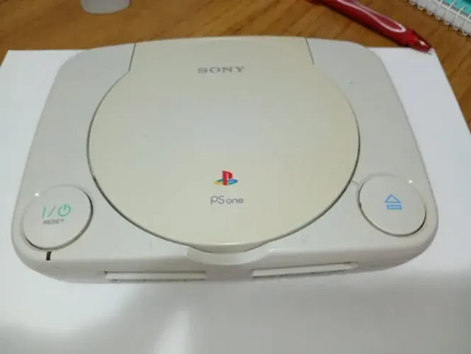 Playstation 1 com defeito no leitor