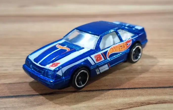 Hot Wheels '92 Ford Mustang - HW Racing Series 2011 (Loose)