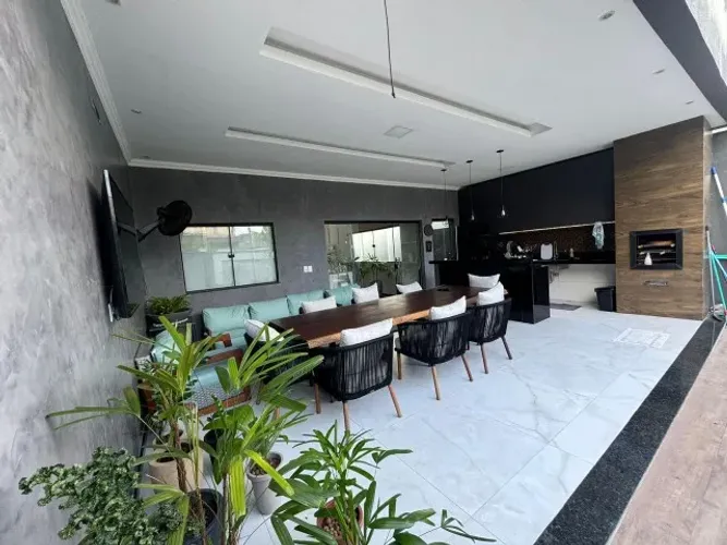 Casa, 4 suítes, 6 vgs no Residencial Castanheira.
