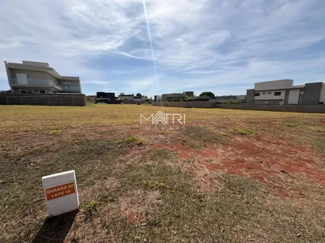 Venda de Terreno / Condomínio na cidade de Araraquara
