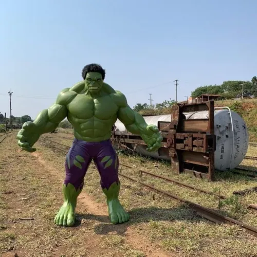 Hulk tamanho real 