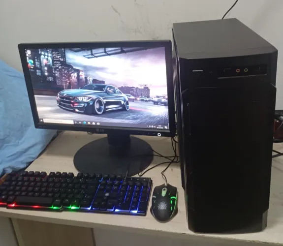 Pc gamer super GTA 5, Roblox , manicraft...