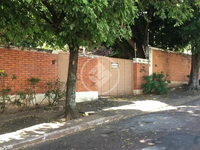 IMÓVEL A VENDA NO BAIRRO SANTA ROSA, USO COMERCIAL, ÁREA DO TERRENO 1700 M², ÁREA 700 M² c