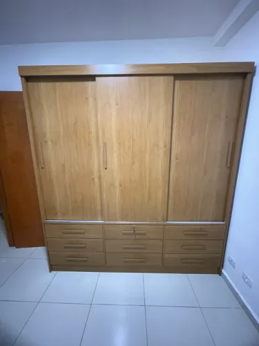 Guarda Roupa 1,80 NOVO ENTREGO E MONTO