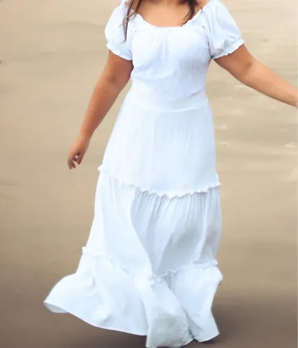 Vestido branco elegante