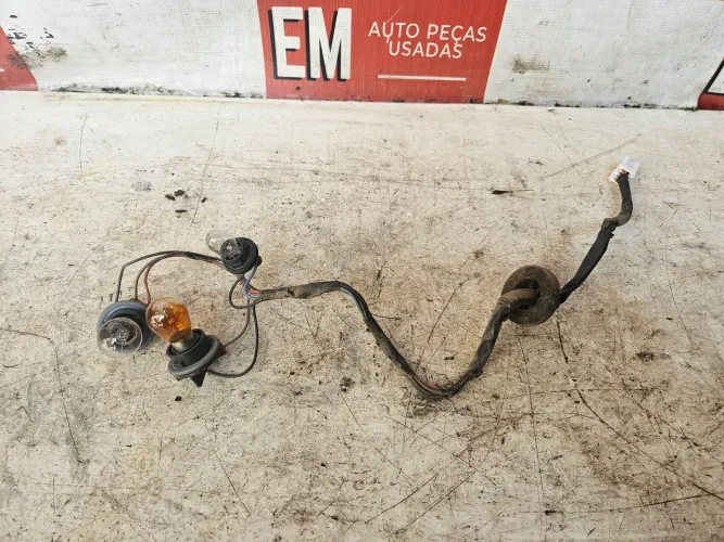 Soquete da lanterna traseira nissan livina