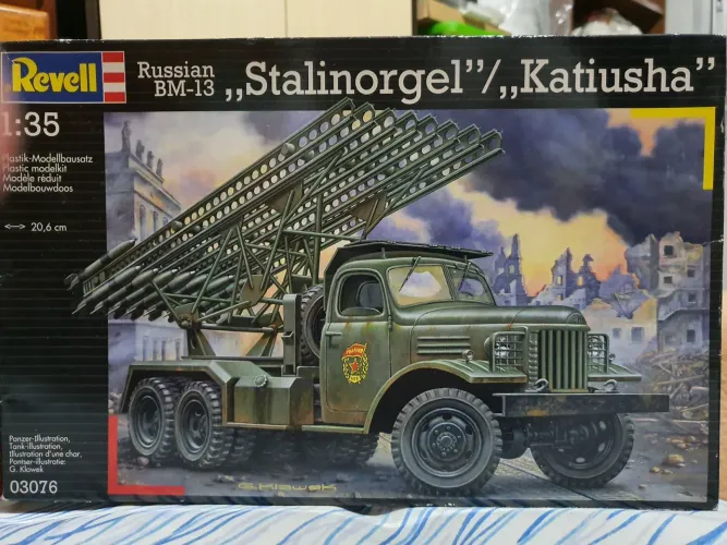 Maquete Revell BM-13 Katiusha 1:35