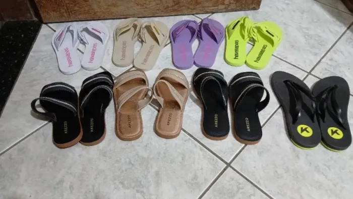 Vendo todos chinelos e rasteirinhas nunca usados