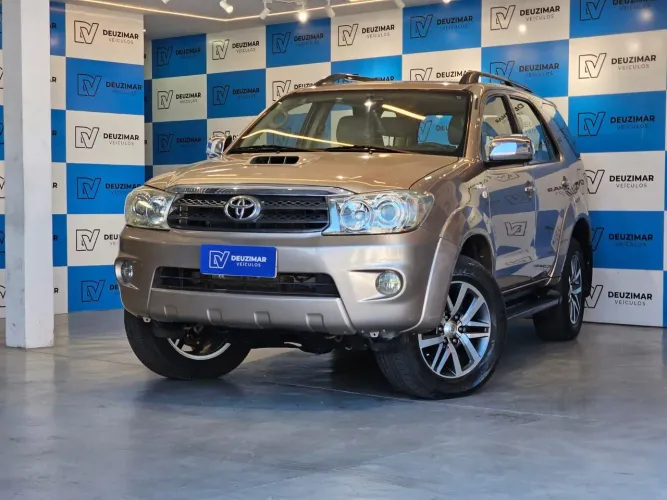 Toyota Hilux SW4 SRV D4-d 4X4 3.0 TDI Dies. AUT 2009