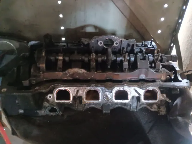 Vendo cabeçote da BMW N 46 std com garantia 