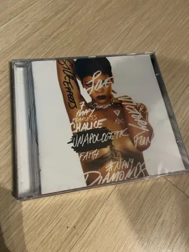 Rihanna Unapologetic