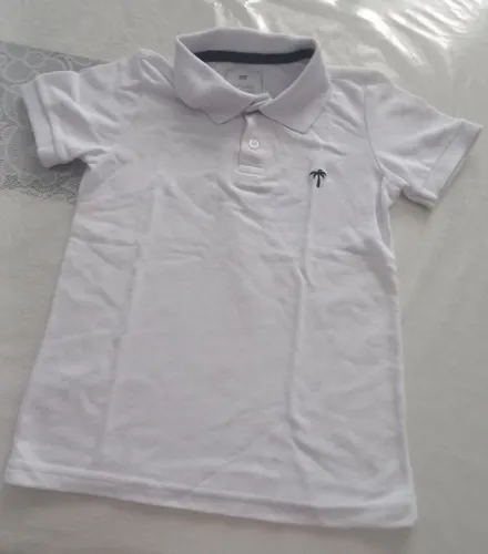 Camiseta  polo branca  tamanho  8 anos  