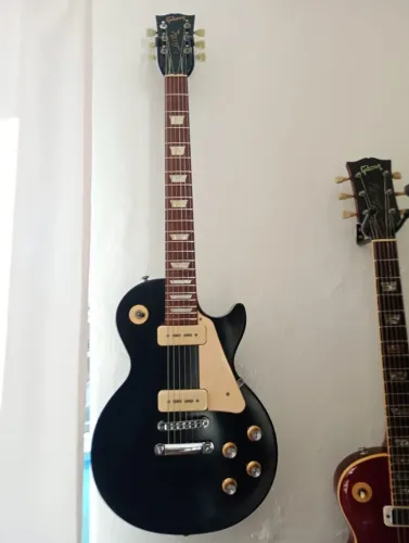 Gibson Les Paul Tribute Preta | Clássico Americano | Oportunidade Única