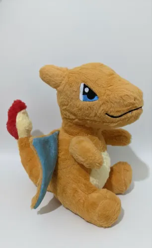 Pelúcia Charizard Pokémon  