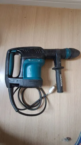 Makita - martelo Rompedor Hm0870c