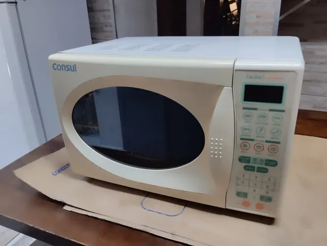 Micro-ondas Consul Facilite