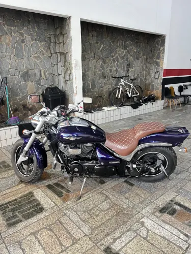 SUZUKI BOULEVARD M800