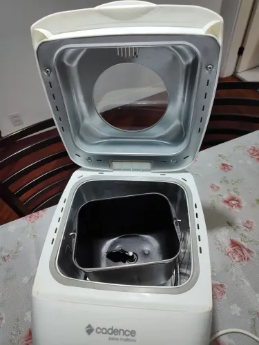 Forno fazer pão cadence semi-nova funciona perfeitamente 