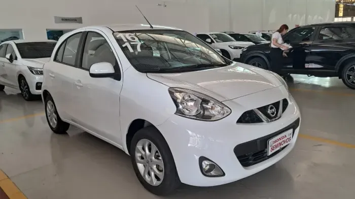 Nissan March SV 1.0 12V Flex 5P 2017