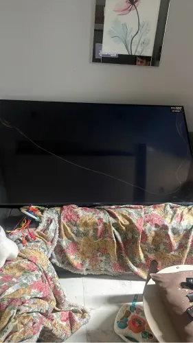 TV LG UHD 4K de 65 polegadas com Wifi, Bluetooth e HDMI