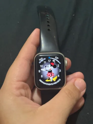 Apple Watch SE 2º geração 40mm