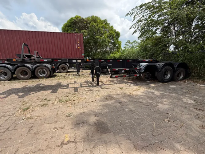 CARRETA GUERRA PORTA CONTAINER