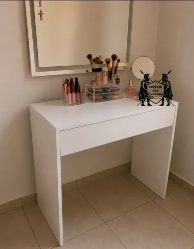 Mesa de maquiagem