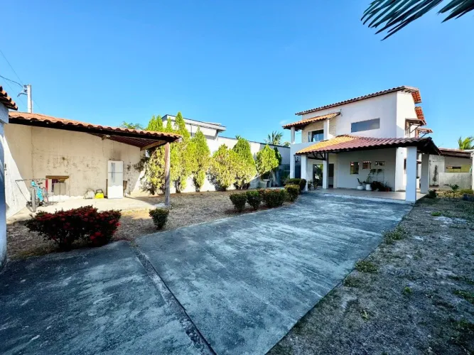 Vendo Casa em condomínio Fechado