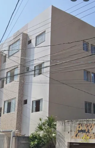 Apartamento em Jaburuna: 2 Quartos com Conforto e Boa Localização