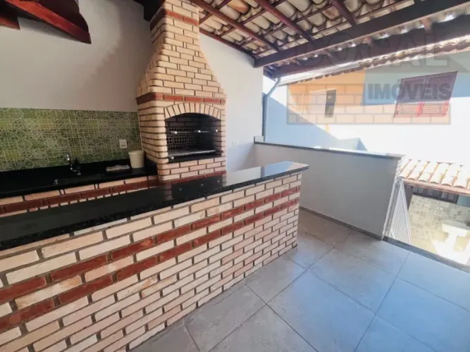 Casa à venda em Taboão da Serra-SP, Jardim Bontempo: 2 quartos, 2 salas, 2 banheiros, 1 va