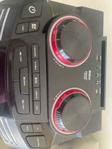 Vendo cx de som semi nova